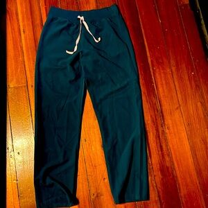 Large tall figs Caribbean blue!! Livingston.